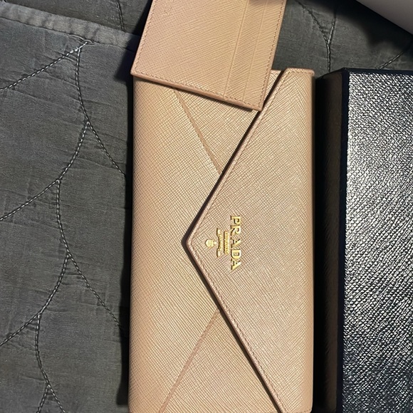 Gorgeous Prada wallet portafolgio pattina - Picture 2 of 5
